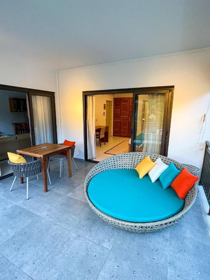 Nautilus Apartments 앙스 로얄 외부 사진